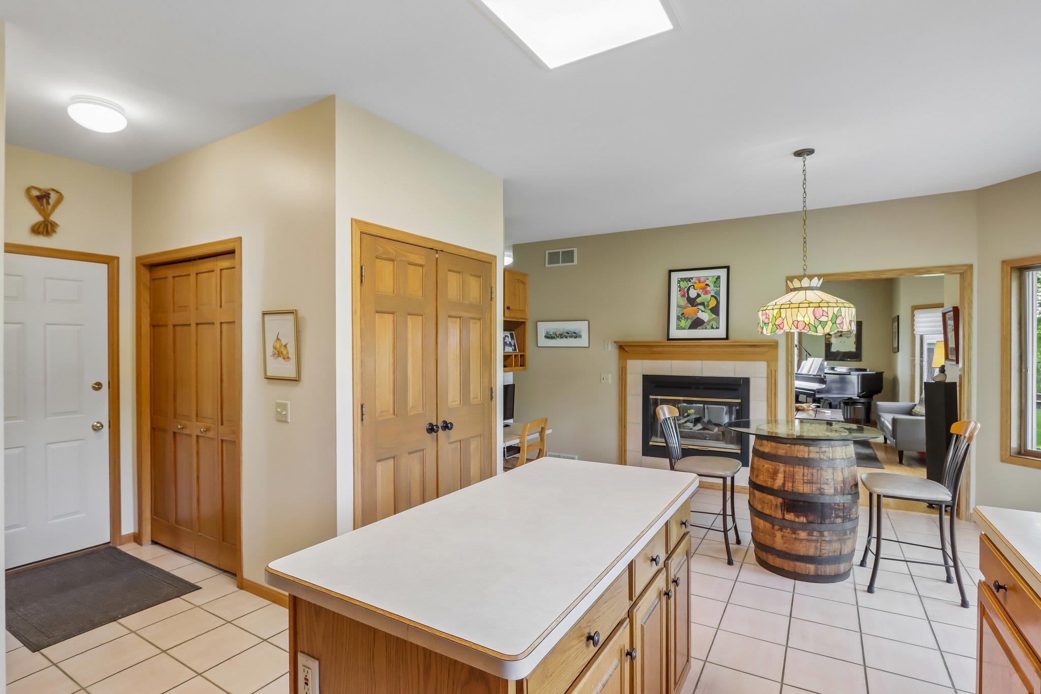 920 Lexington Way Waunakee, WI 53597 - Photo 17 of 64
