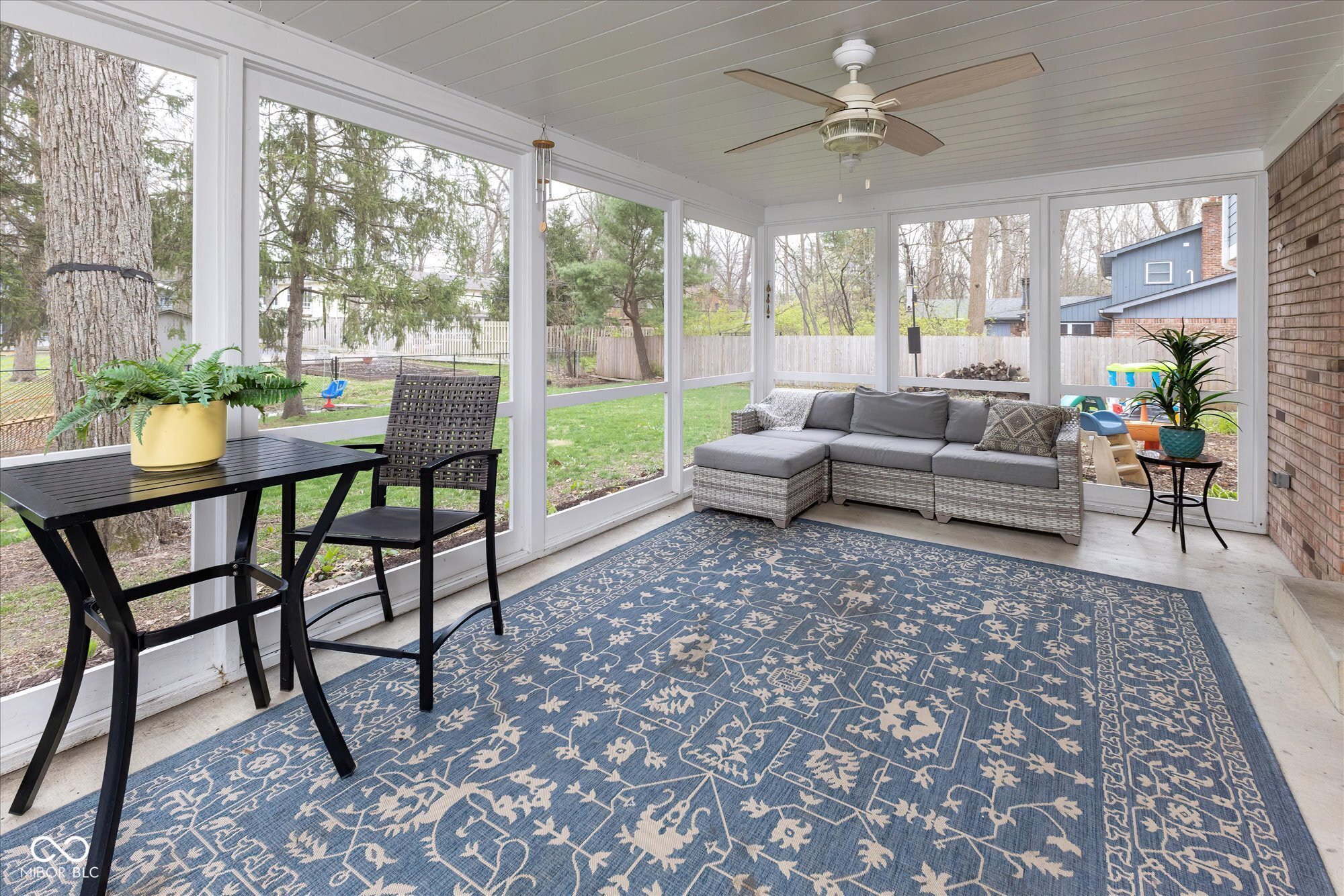 7811 Hoover Road Indianapolis, IN 46260 - Photo 13 of 27 Gallery Image 13
