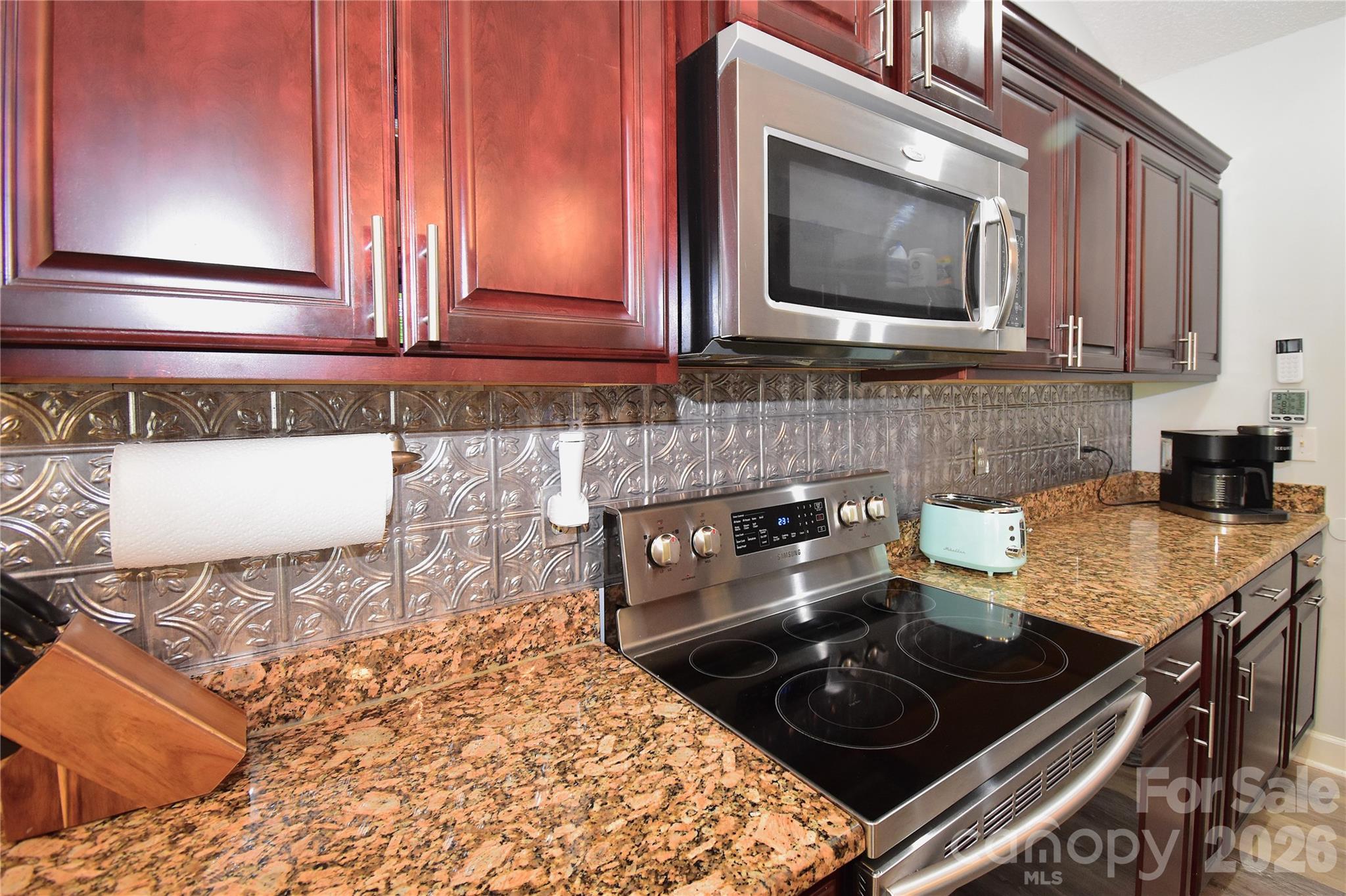 302 Watson Road Arden, NC 28704 - Photo 9 of 38