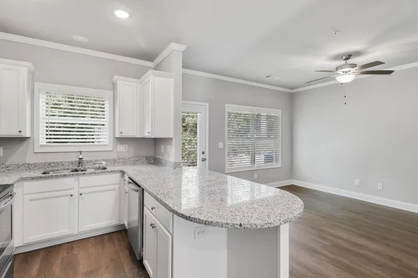 $1,750 | 15 Sprayberry Road, Unit 11, Newnan, GA 30263