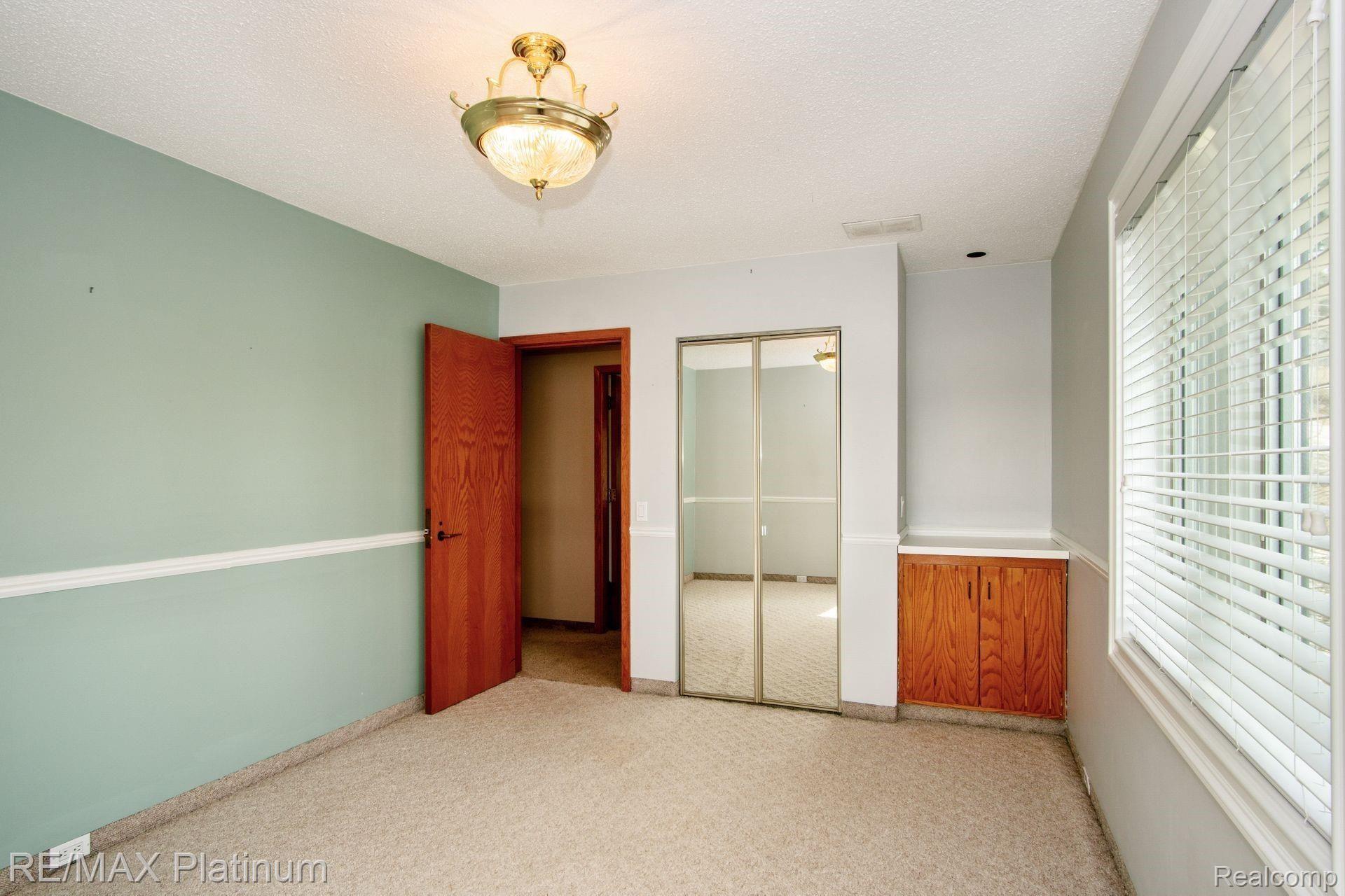 2637 Rubbins Road Howell, MI 48843 - Photo 31 of 56 30.jpg