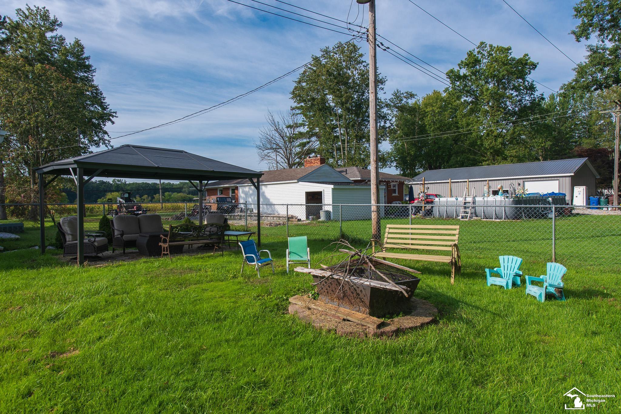 475 Carleton Rockwood Road Carleton, MI 48117 - Photo 21 of 24 50122274-20.JPG