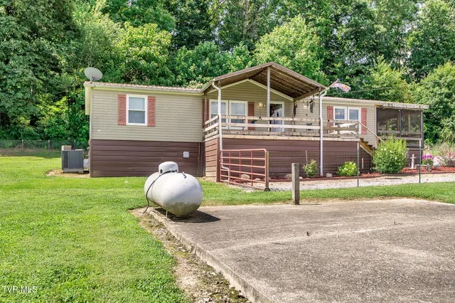 $548,000 | 647-645 Seaton Road, Afton, TN 37616