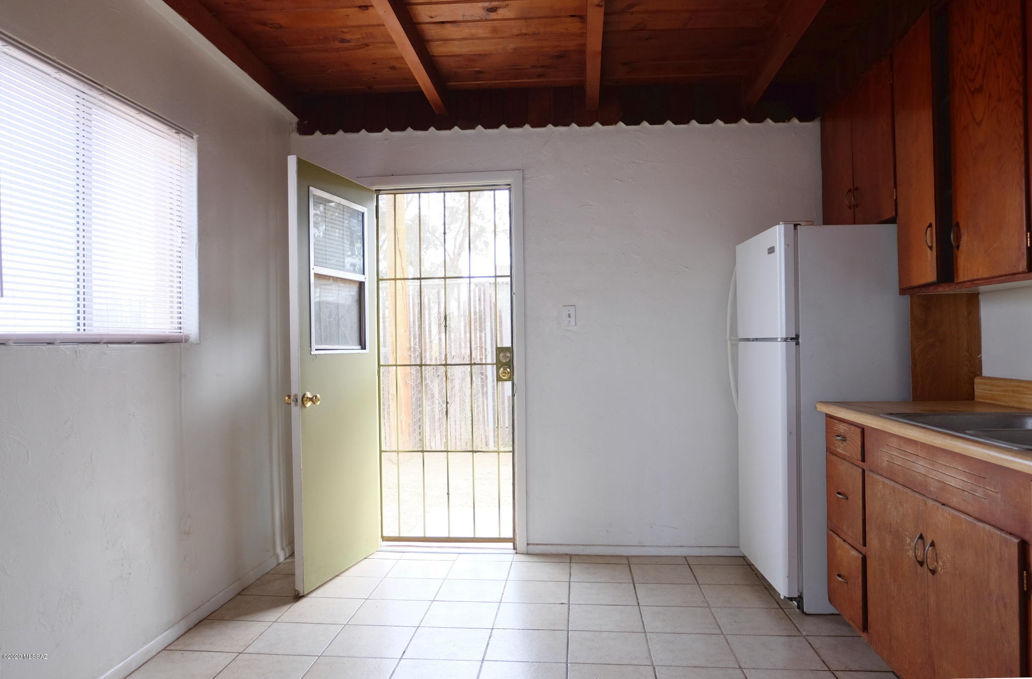 3425 East Lind Road Tucson, AZ 85716 - Photo 13 of 26