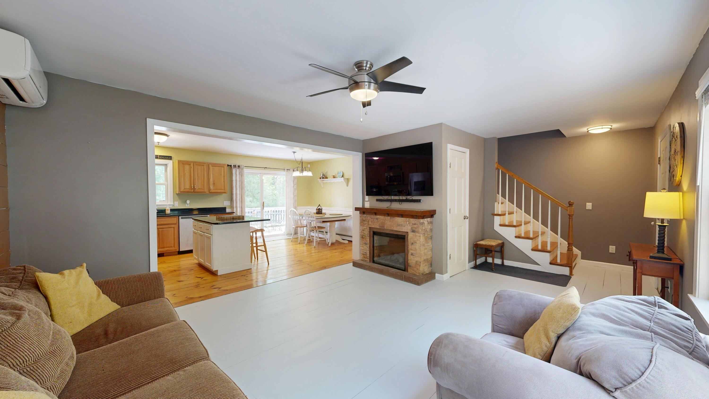 471 Owls Nest Road Shapleigh, ME 04076 - Photo 5 of 39 Living Room