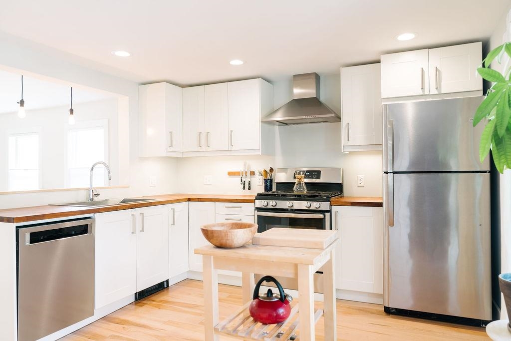 80 Maple Street Burlington, VT 05401 - Photo 11 of 46