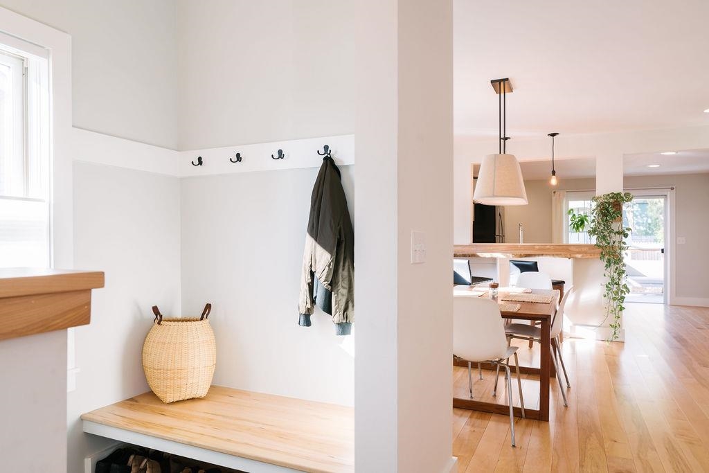 80 Maple Street Burlington, VT 05401 - Photo 2 of 46