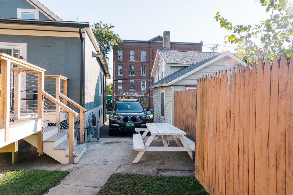 80 Maple Street Burlington, VT 05401 - Photo 34 of 46