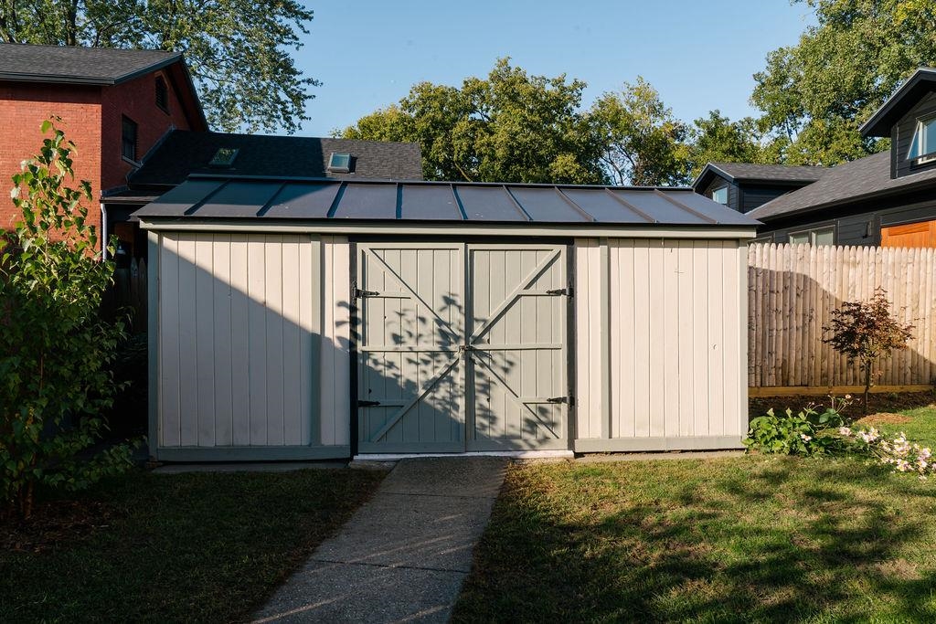 80 Maple Street Burlington, VT 05401 - Photo 38 of 46