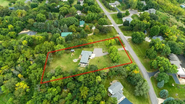 $459,900 | 48135 Thunderbird Hill, Kasota, MN 56050