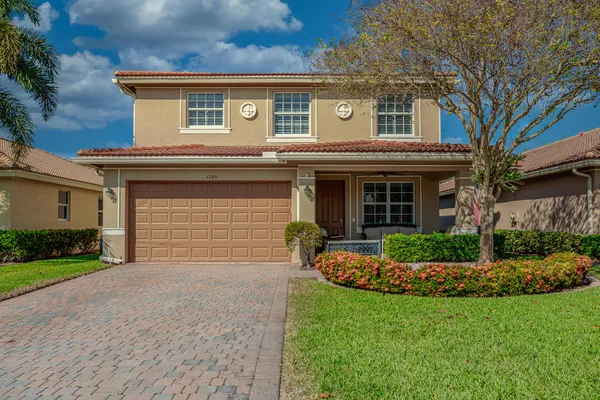 $739,900 | 3285 Southwest Porpoise Circle, Stuart, FL 34997