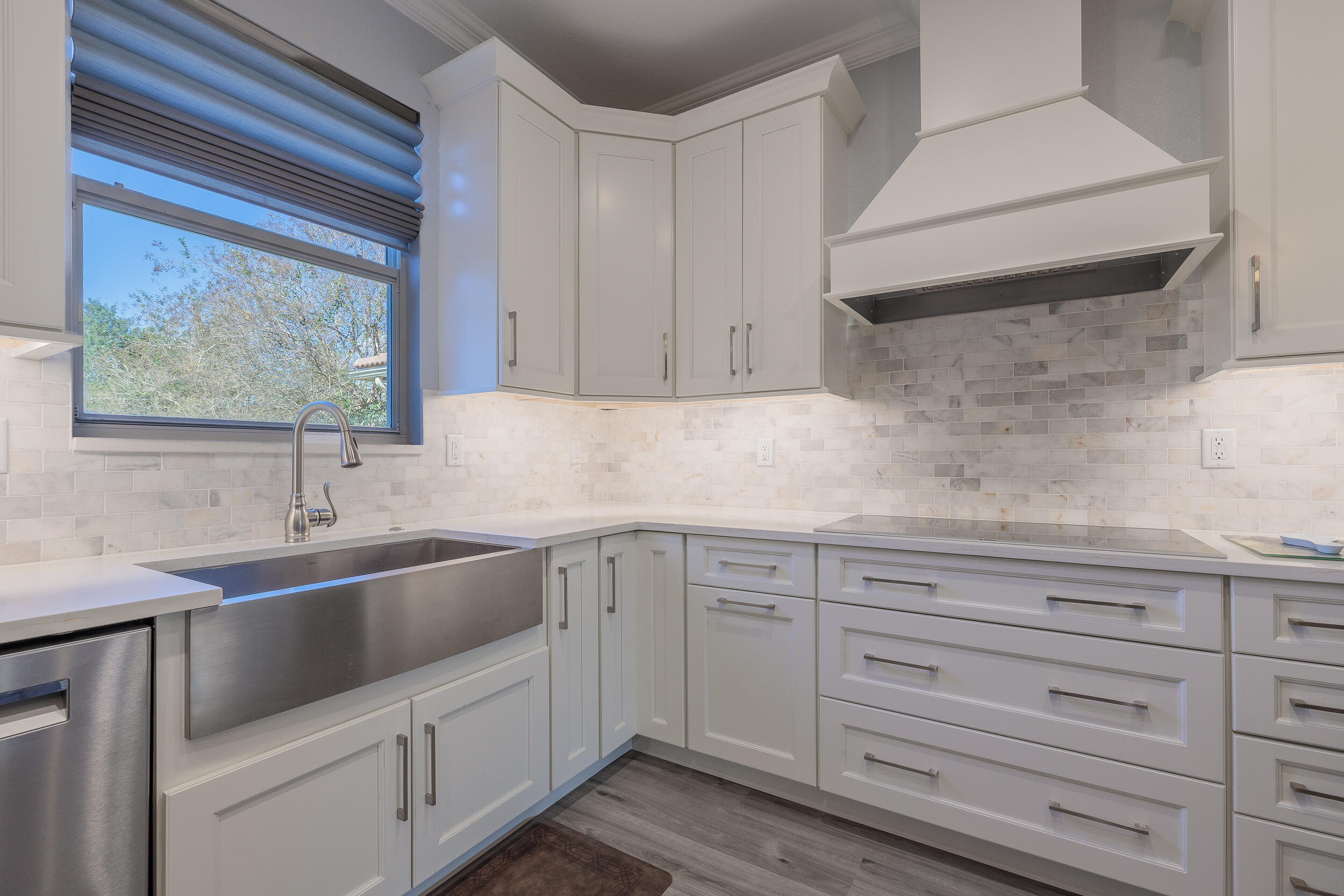 3285 Southwest Porpoise Circle Stuart, FL 34997 - Photo 15 of 69 Kitchen