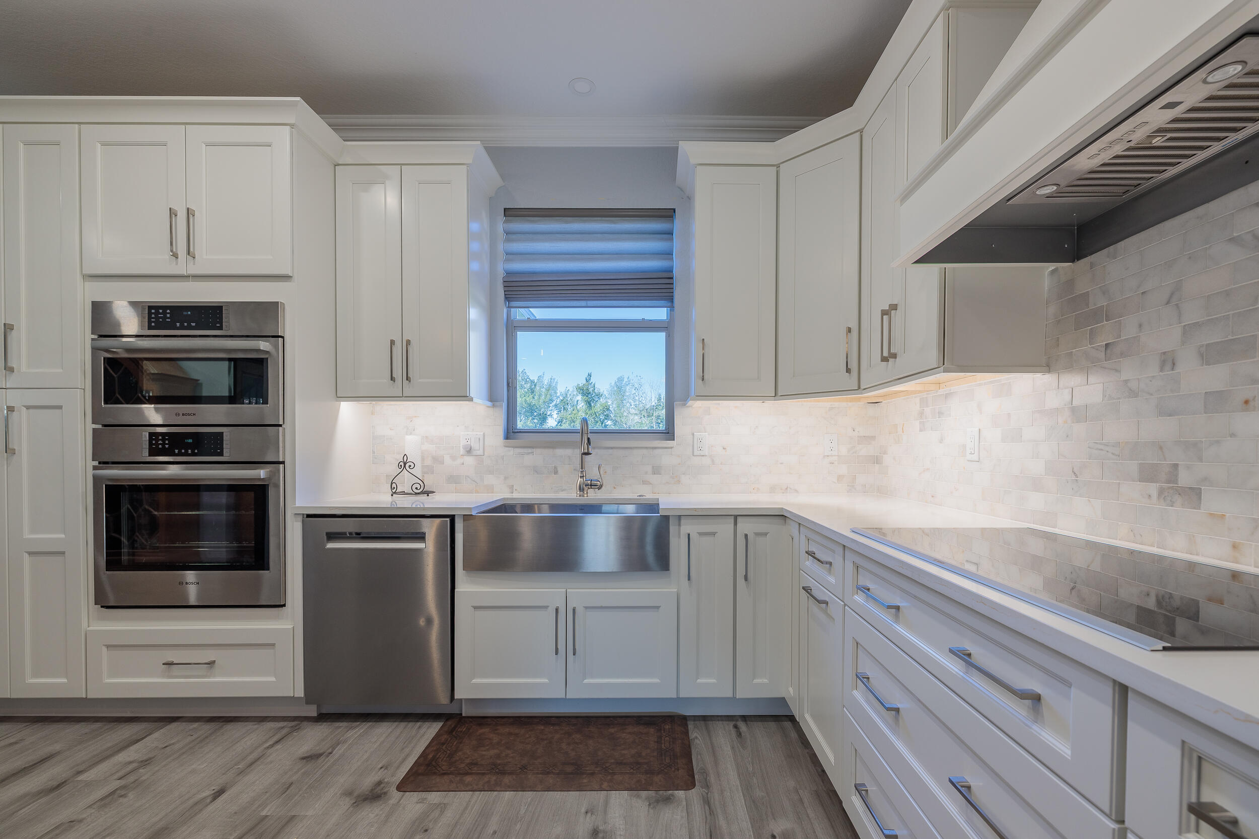 3285 Southwest Porpoise Circle Stuart, FL 34997 - Photo 16 of 69 Kitchen