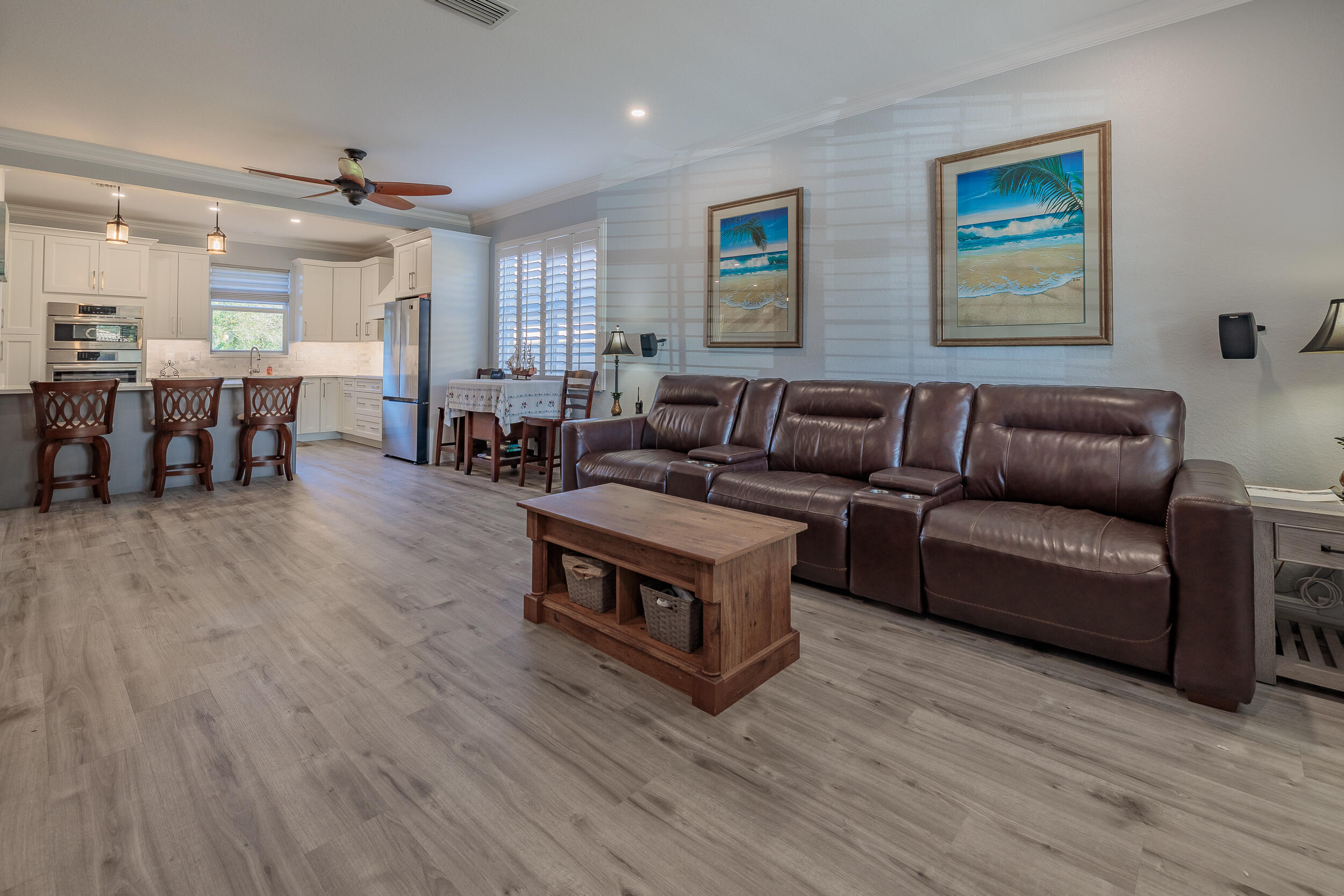 3285 Southwest Porpoise Circle Stuart, FL 34997 - Photo 6 of 69 Living Room