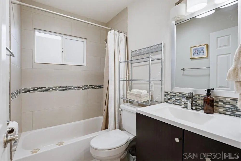 14127 Tobiasson Road Poway, CA 92064 - Photo 29 of 41 Gallery Image 29