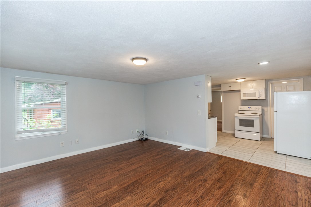 143 Spring Grove Road Glocester, RI 02814 - Photo 8 of 23