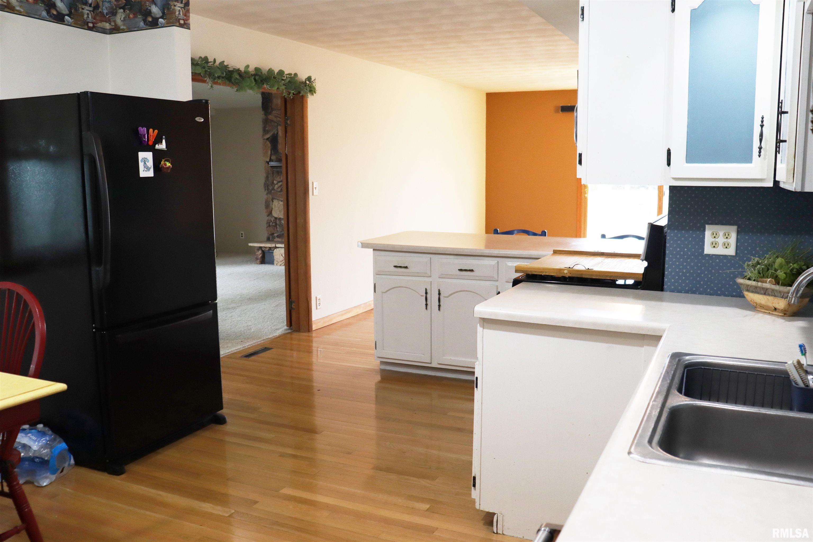 27 Harvester Road Canton, IL 61520 - Photo 13 of 53