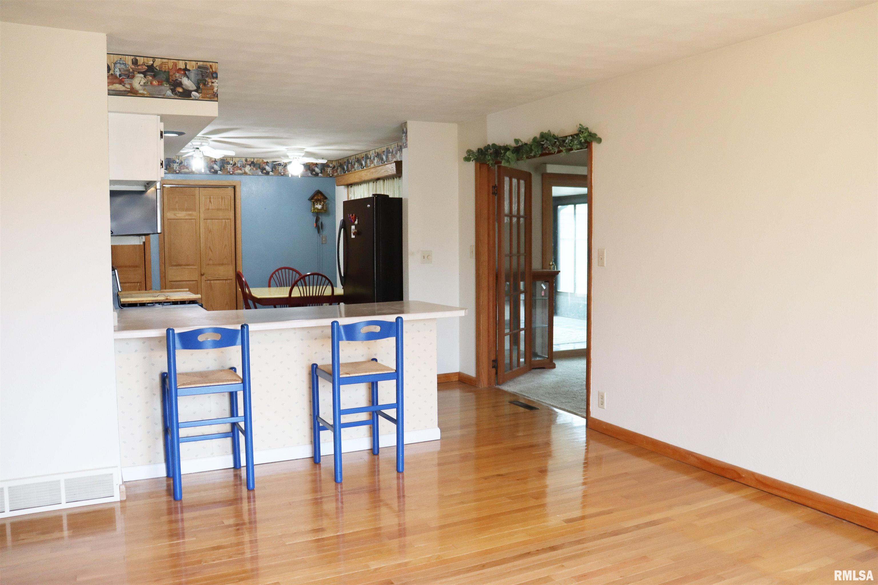 27 Harvester Road Canton, IL 61520 - Photo 14 of 53