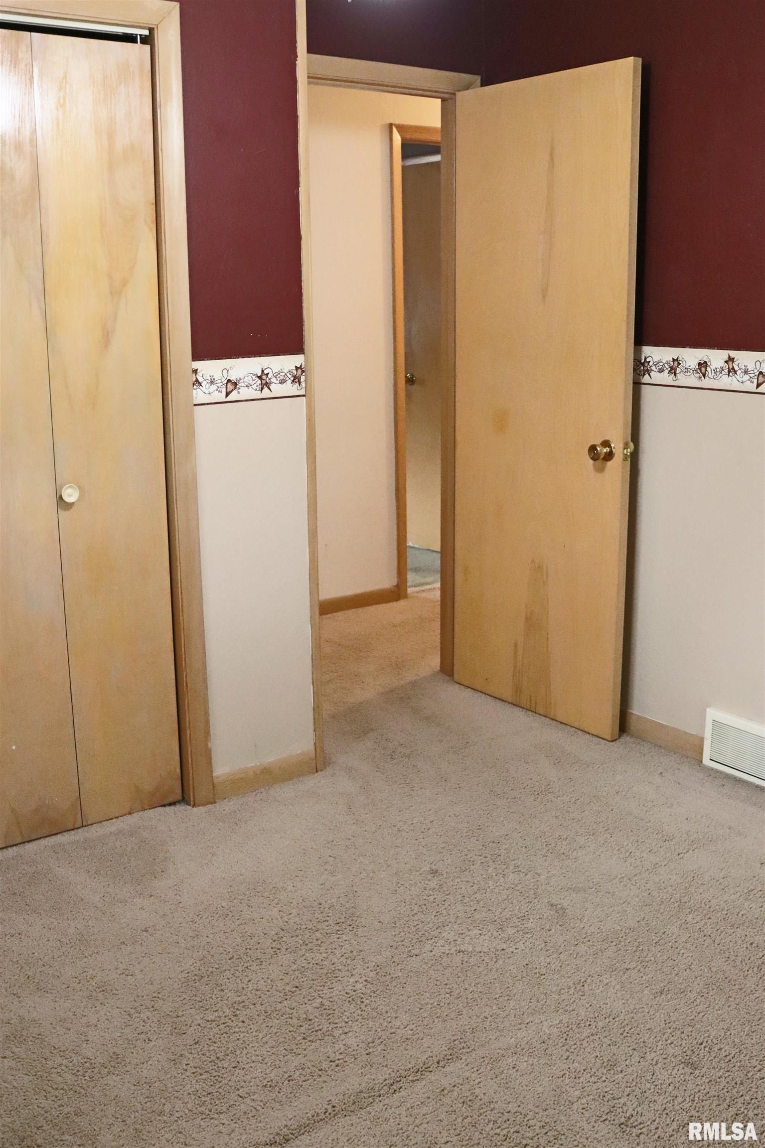 27 Harvester Road Canton, IL 61520 - Photo 34 of 53