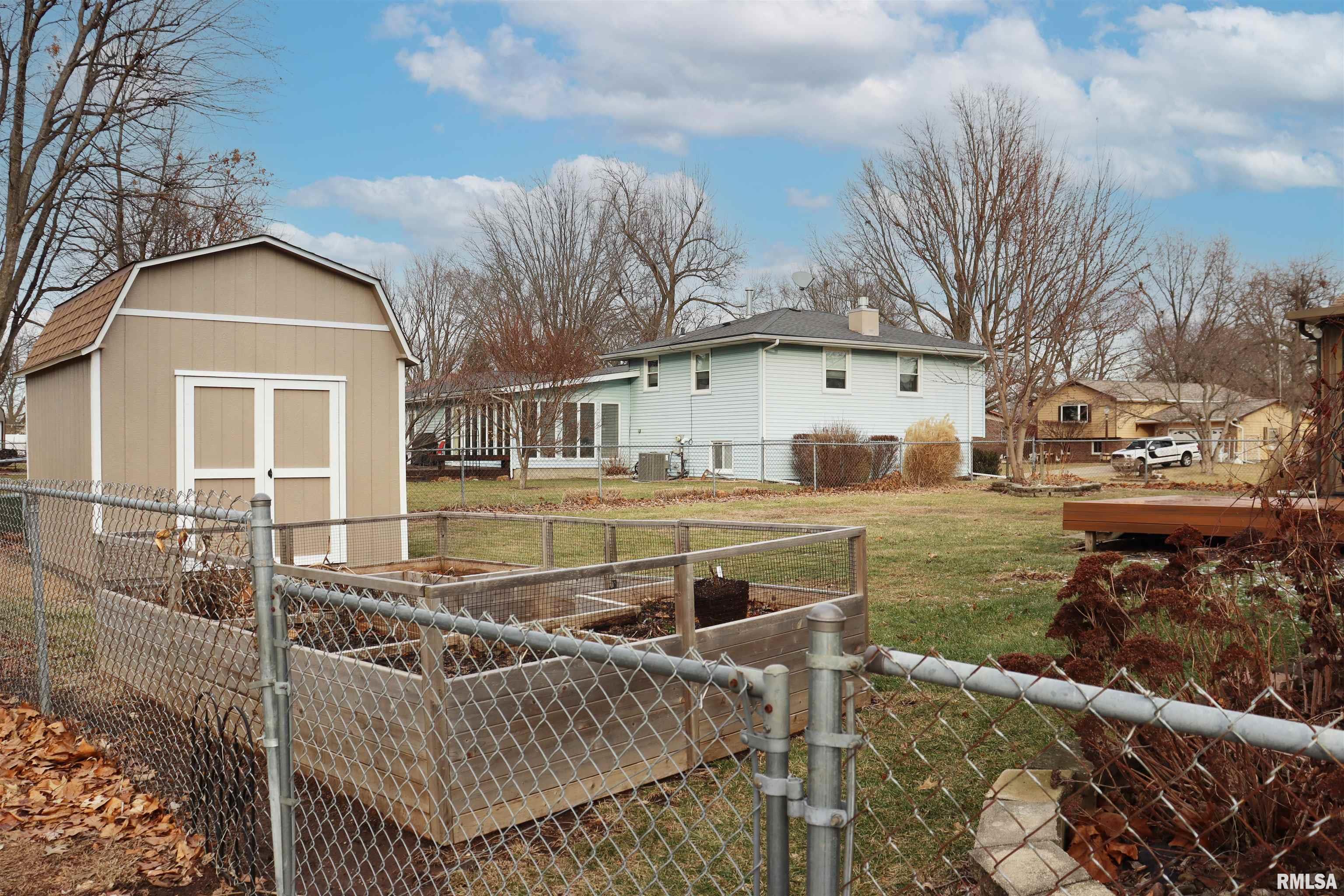 27 Harvester Road Canton, IL 61520 - Photo 50 of 53