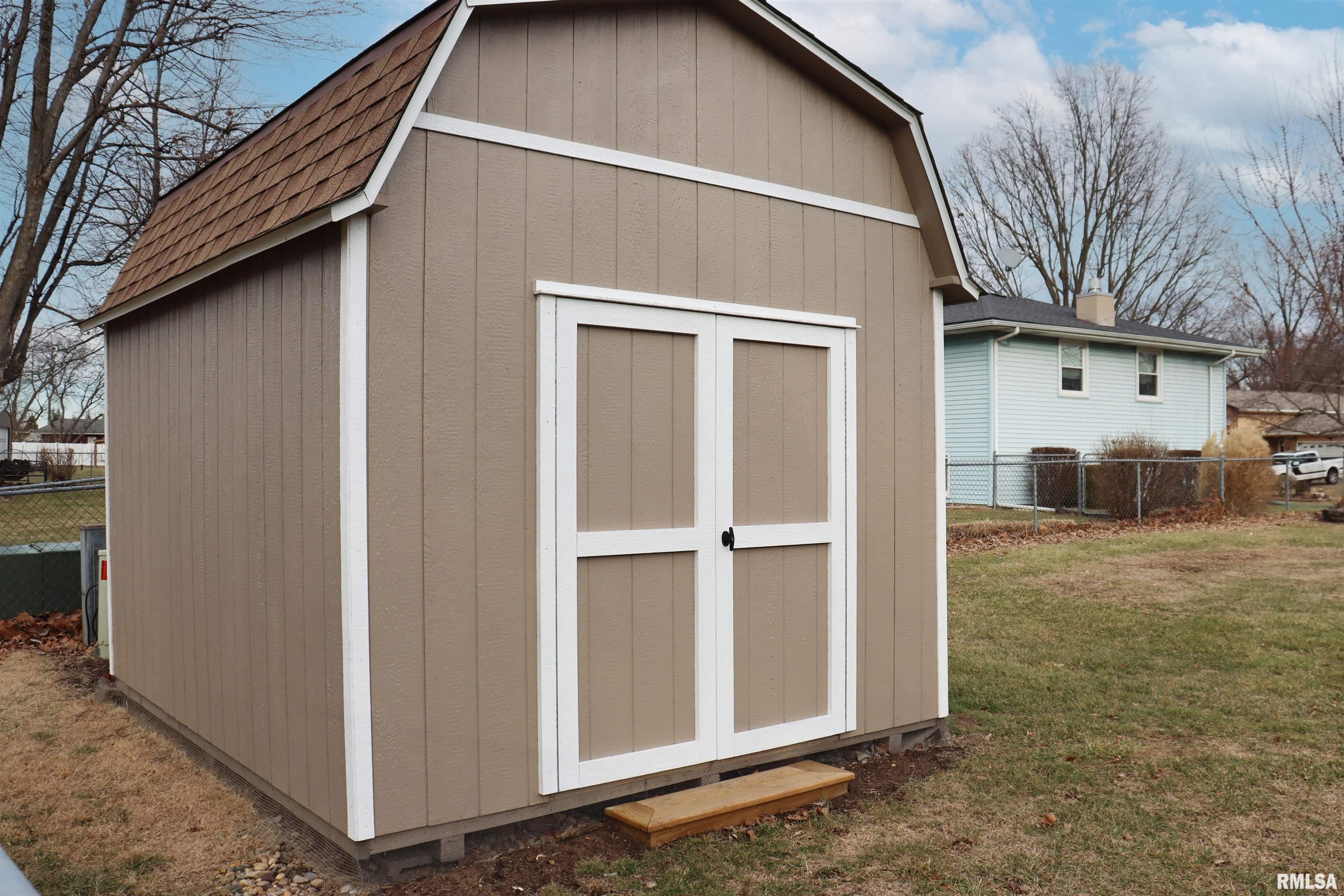 27 Harvester Road Canton, IL 61520 - Photo 52 of 53