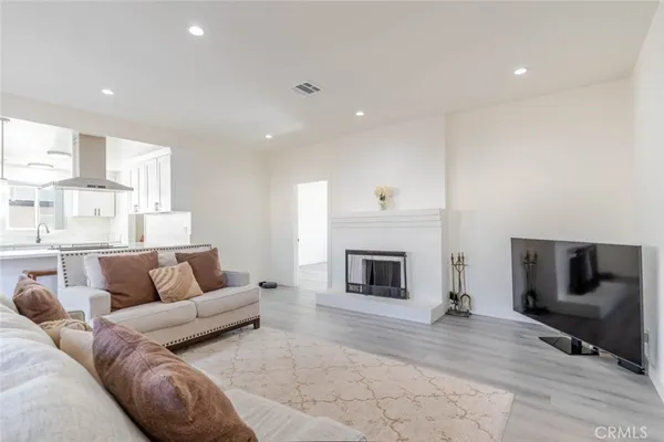 $1,288,000 | 6216 Oak Avenue, Temple City, CA 91780