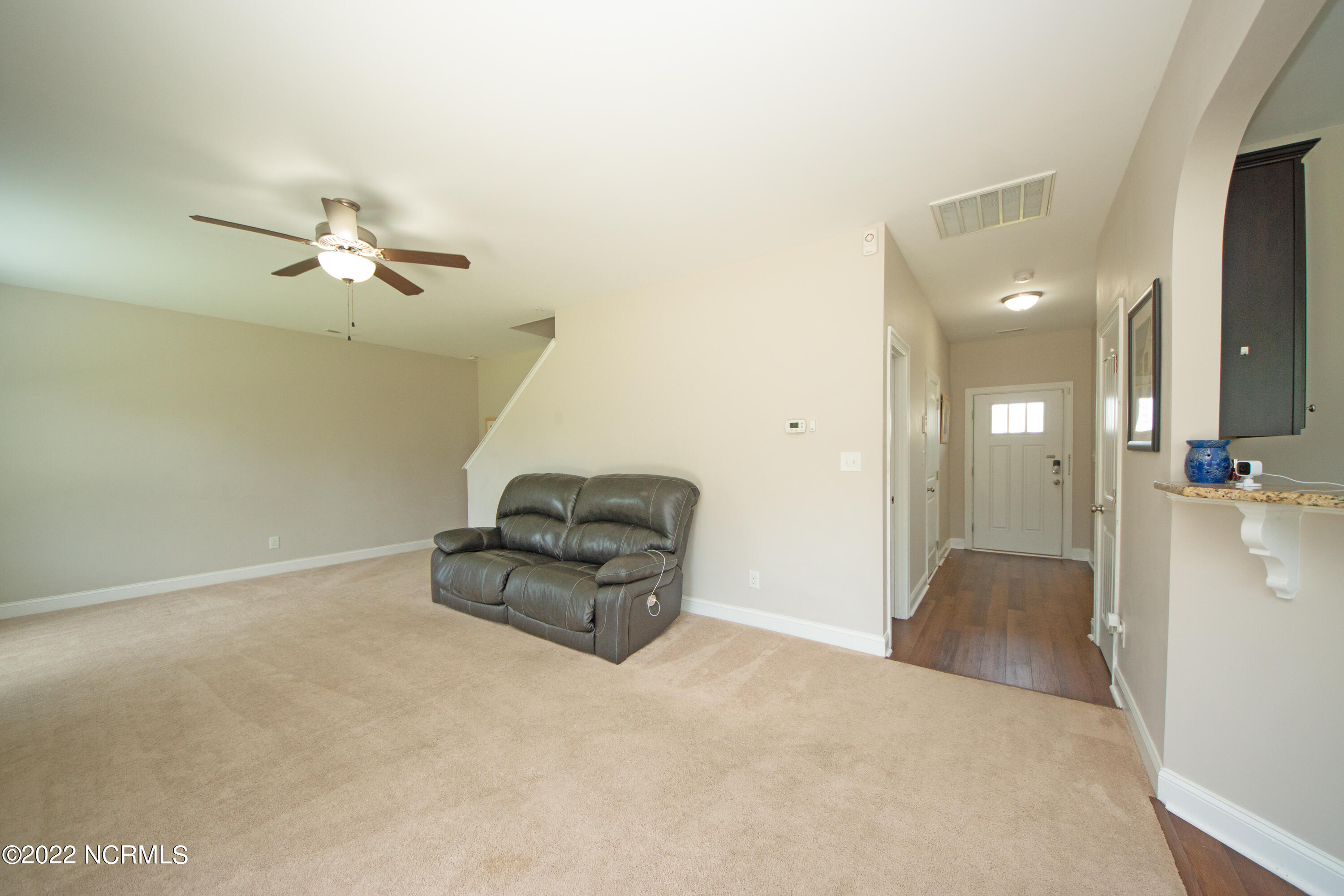 309 Catamaran Road Swansboro, NC 28584 - Photo 17 of 68 Living room