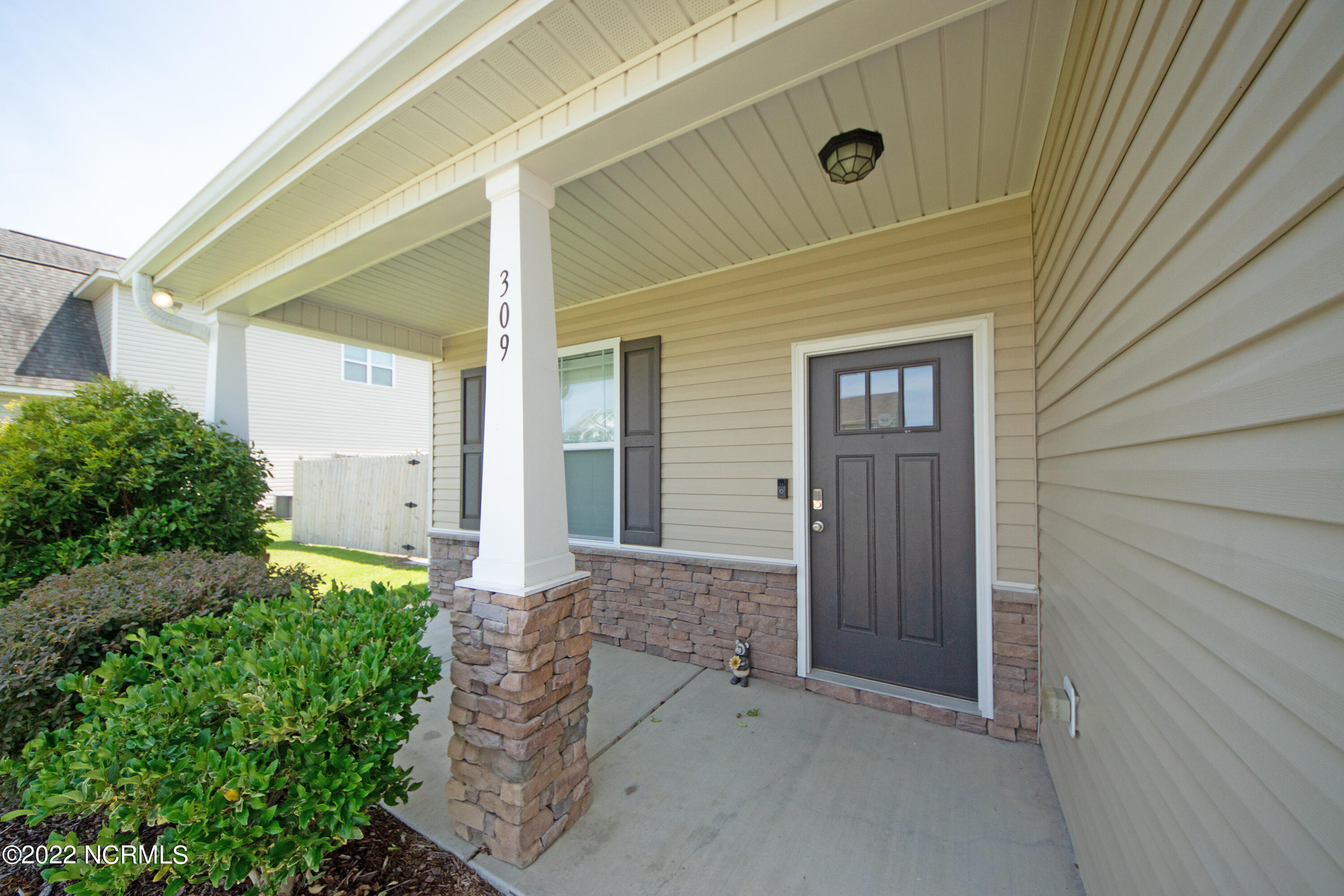 309 Catamaran Road Swansboro, NC 28584 - Photo 7 of 68 DSC04203