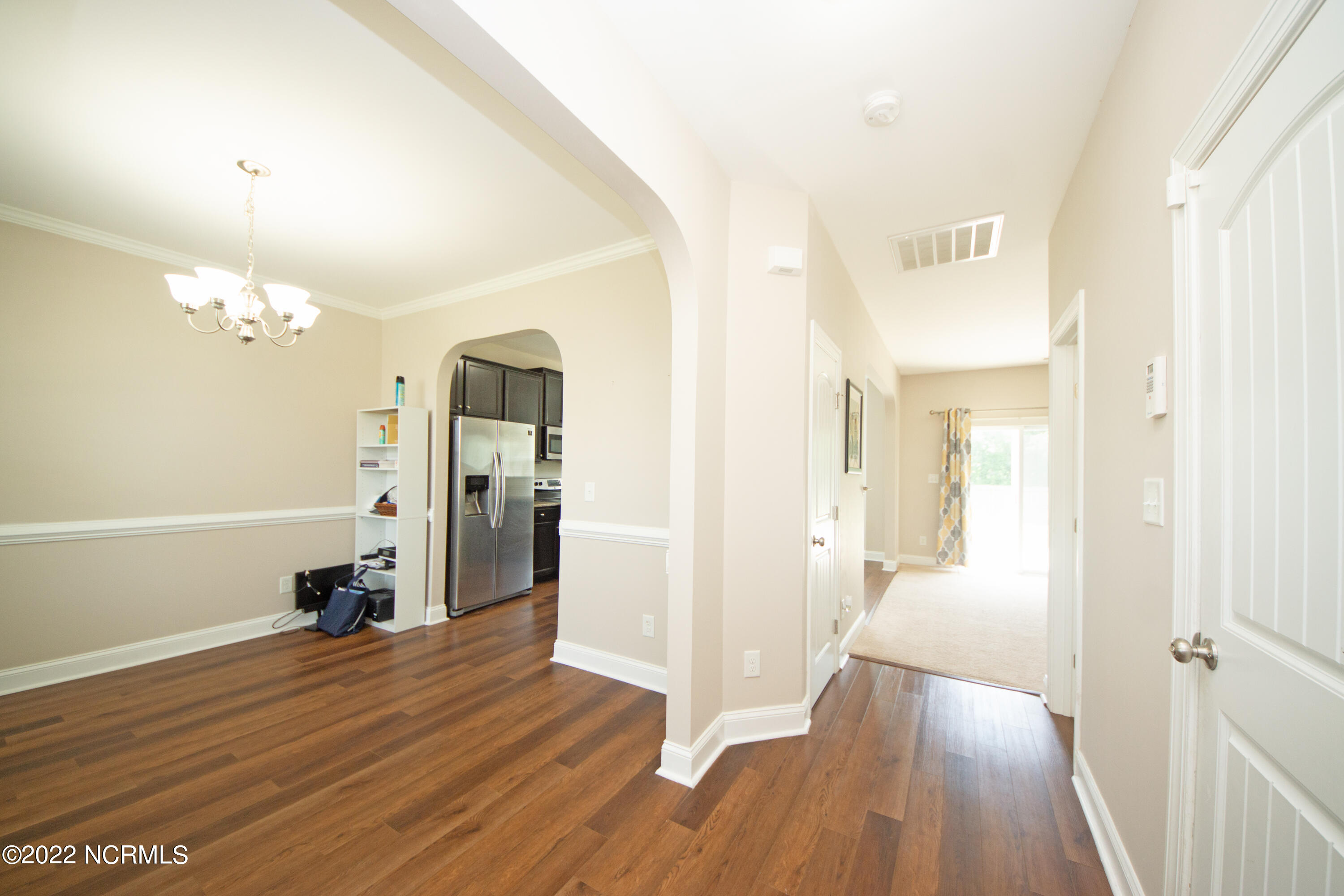 309 Catamaran Road Swansboro, NC 28584 - Photo 8 of 68 Entryway