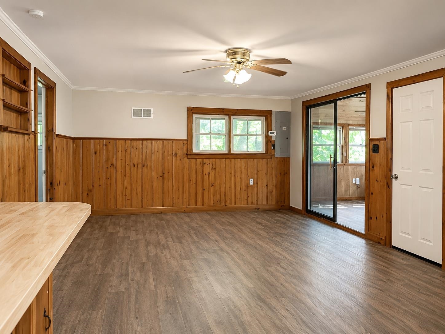 9 Pinecrest Road Raymond, NH 03077 - Photo 5 of 22 Gallery Image 5