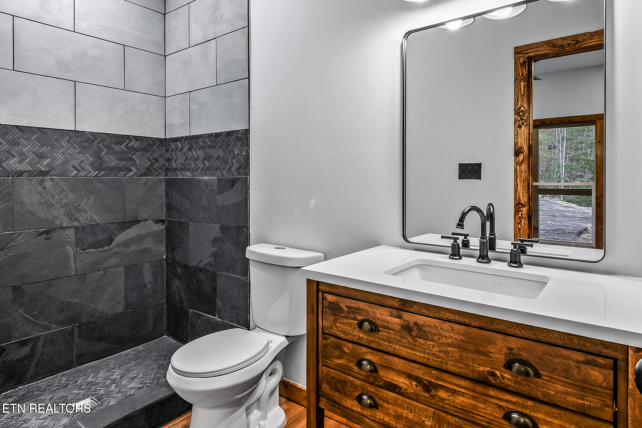 2632 Bird View Lane Sevierville, TN 37862 - Photo 15 of 24 DSC_5397 (1)