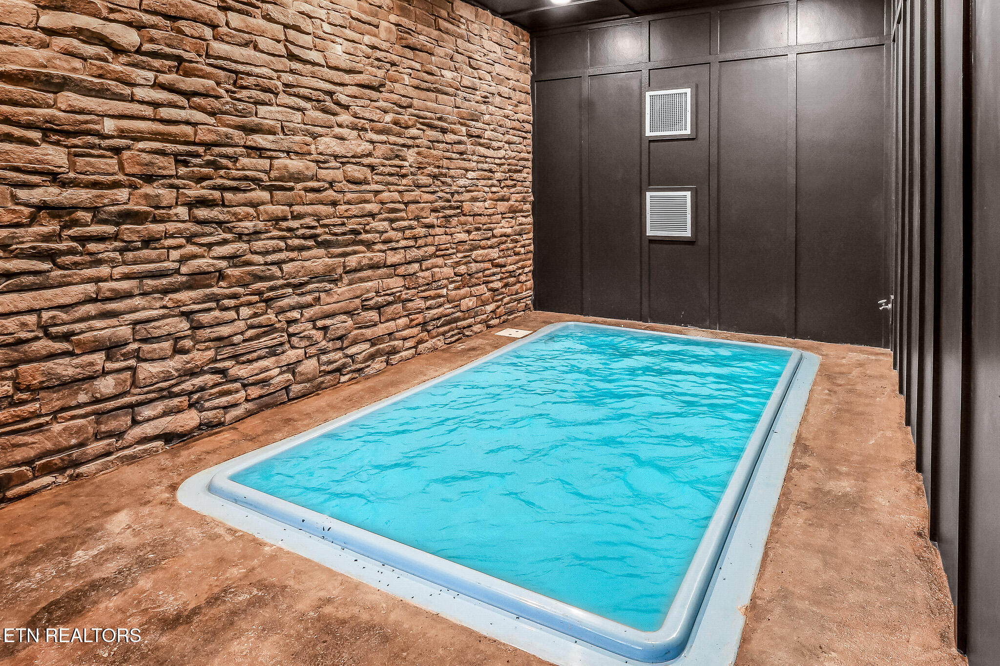 2632 Bird View Lane Sevierville, TN 37862 - Photo 18 of 24 DSC_5508 (1)