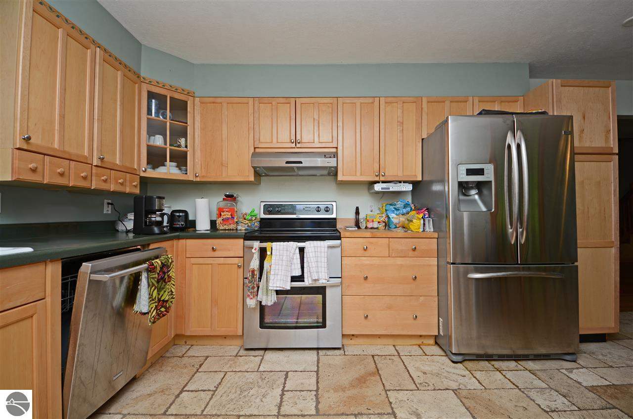 5925 Cedar Valley Road Traverse City, MI 49684 - Photo 13 of 32 1789376-12.JPG