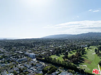 $1,695,000 | 2912 Montana Avenue, Unit 3, Santa Monica, CA 90403