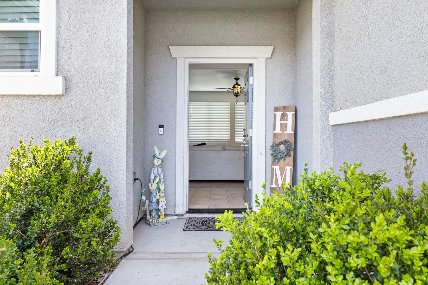 211 Rancho Mirage Road Madera, CA 93638 - Photo 6 of 40 Gallery Image 6