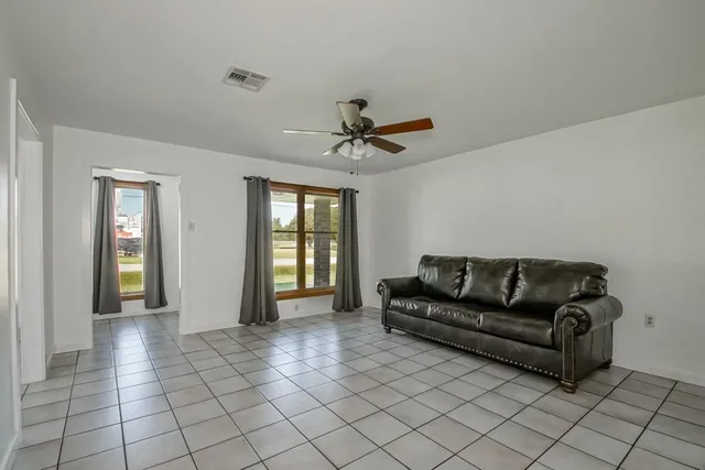 $255,000 | 61 St Anthony Street, Luling, LA 70070