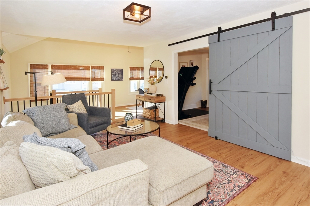 4 Stafford Road Hull, MA 02045 - Photo 8 of 37 Gallery Image 8