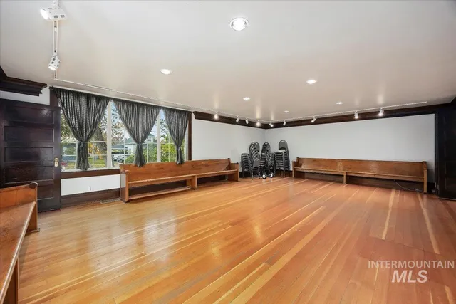 $750,000 | 200 8th Avenue North, Buhl, ID 83316