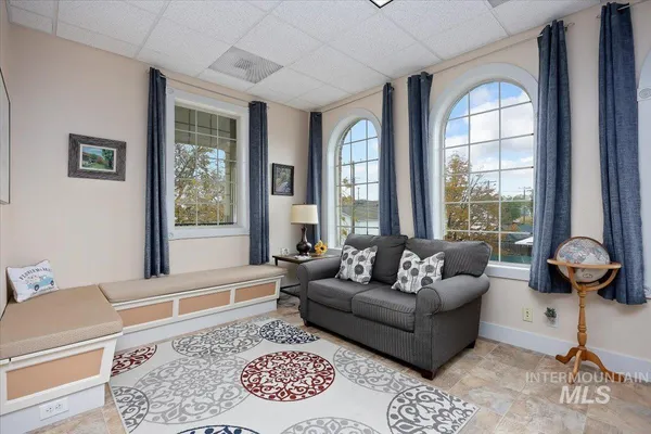 $600,000 | 200 8th Avenue North, Buhl, ID 83316