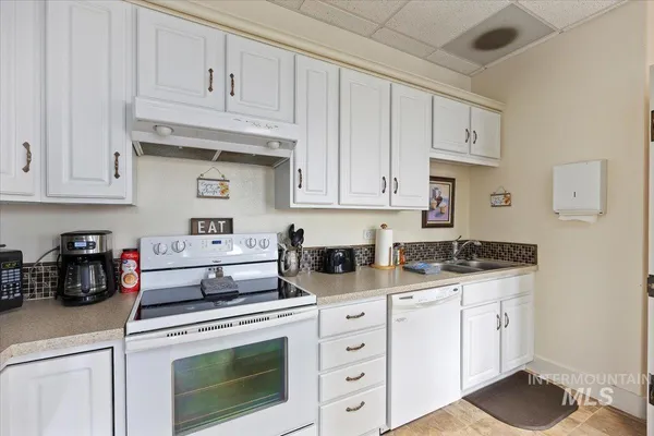 $600,000 | 200 8th Avenue North, Buhl, ID 83316