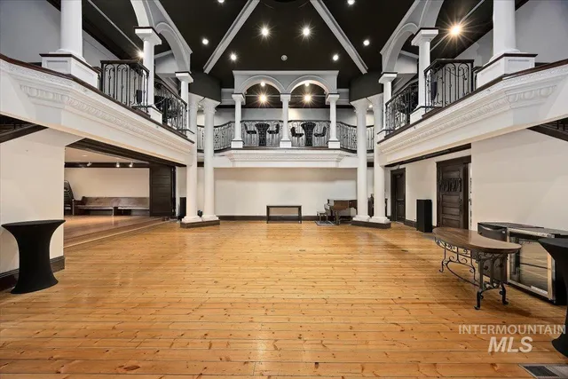 $750,000 | 200 8th Avenue North, Buhl, ID 83316