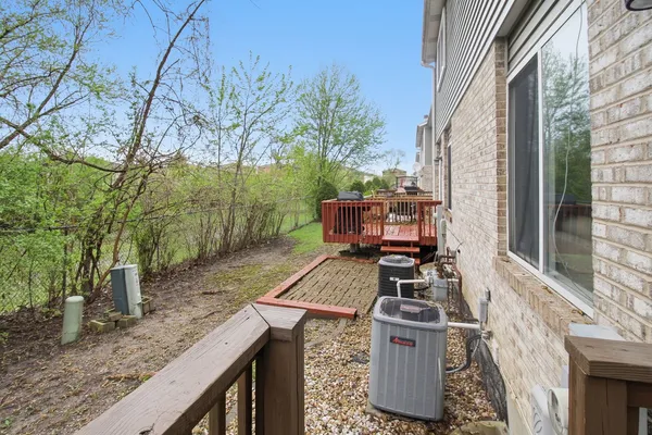 $289,900 | 8218 Daniel Drive, Justice, IL 60458