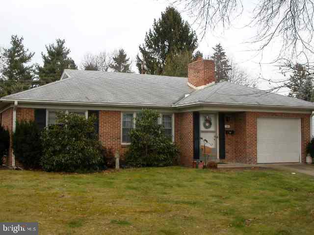 14 Fargreen Road Camp Hill, PA 17011 - Photo 1 of 2 Gallery Image 1