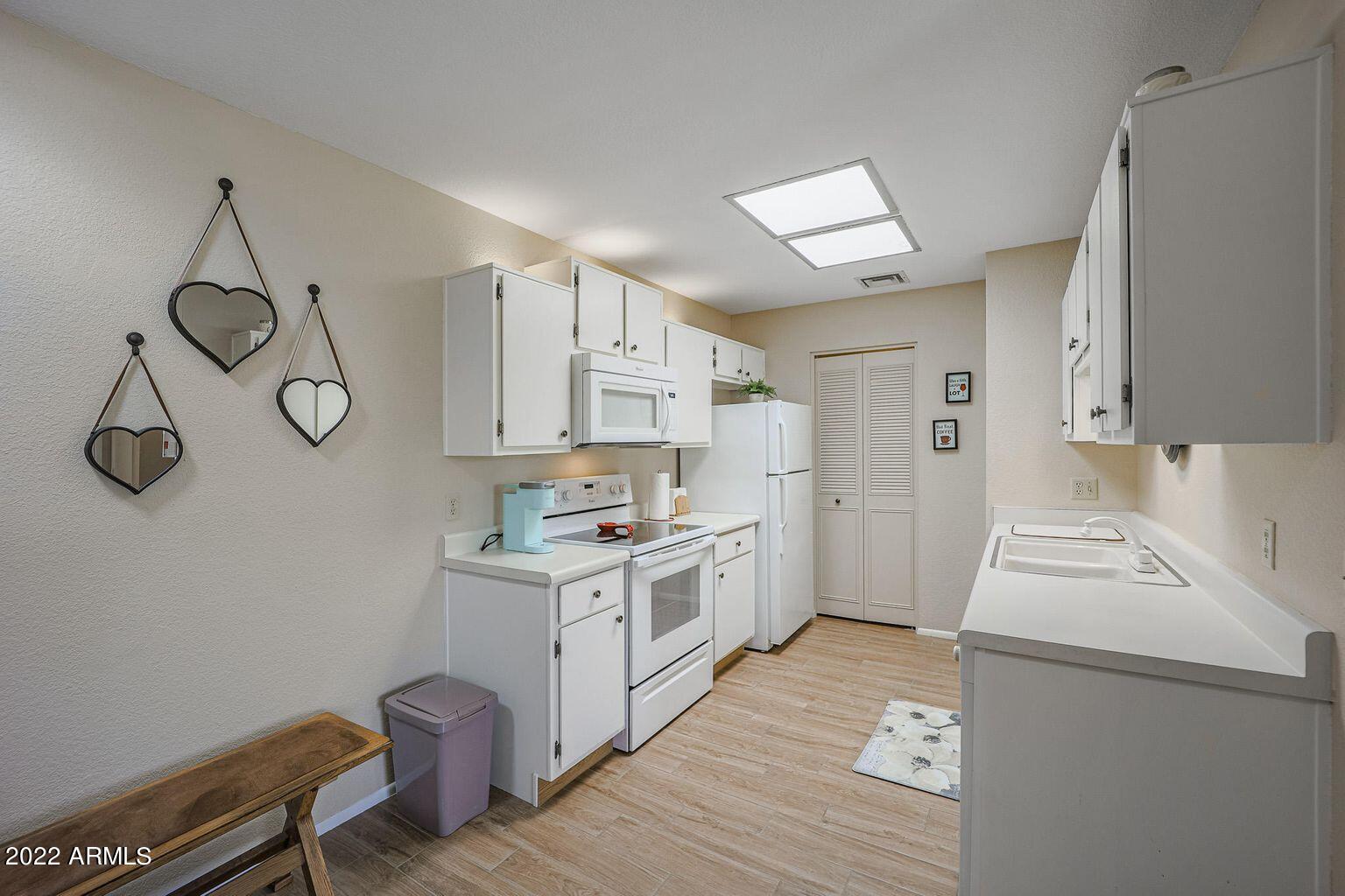 14300 West Bell Road, Unit 10 Surprise, AZ 85374 - Photo 11 of 28 11