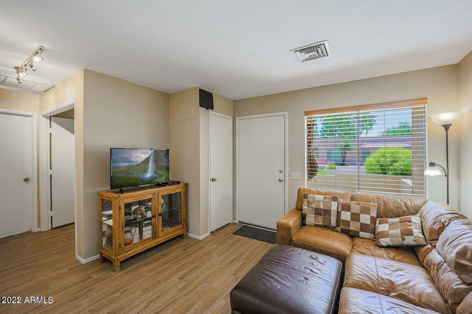 14300 West Bell Road, Unit 10 Surprise, AZ 85374 - Photo 9 of 28 9
