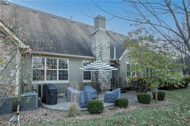 $530,000 | 14823 Meadow Lane, Leawood, KS 66224