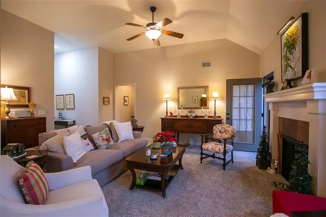 $530,000 | 14823 Meadow Lane, Leawood, KS 66224