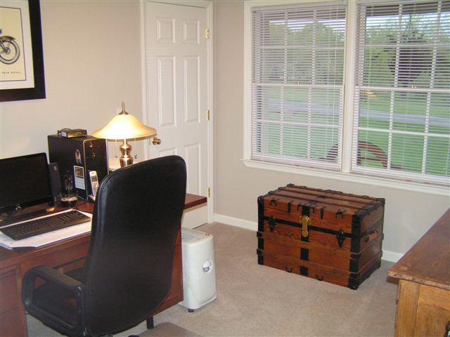 115 Stonebridge Drive Blue Ridge, VA 24064 - Photo 30 of 64 a living room with furniture and a window