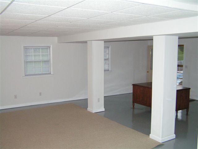 115 Stonebridge Drive Blue Ridge, VA 24064 - Photo 43 of 64 an empty room with windows and closet