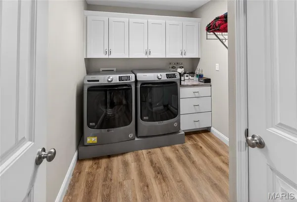 $279,900 | 467 Castle Leoch Drive, Jackson, MO 63755